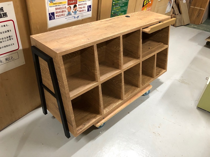 展示什器　オーダーメイド　家具