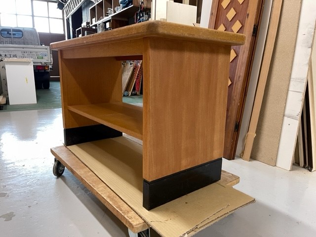 家具修理　家具補修